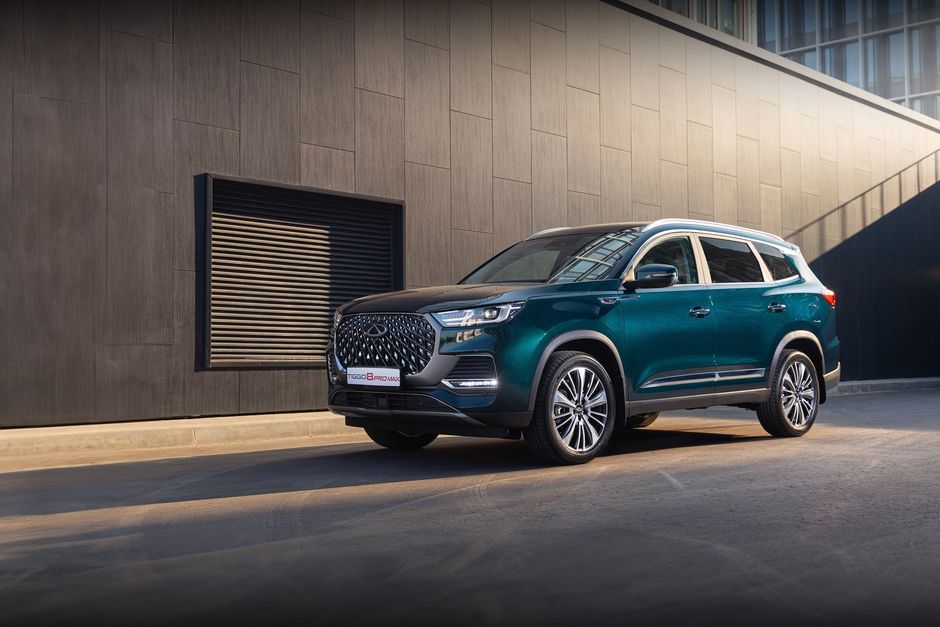 TIGGO 8 PRO MAX<br>от 3 020 000 ₽*<br>выгода до 550 000 ₽*